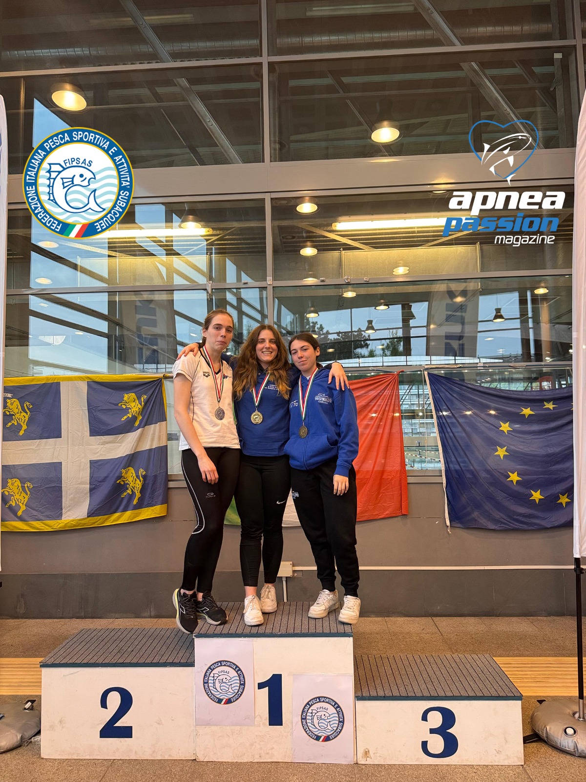 Podio 8x50 m Femminile