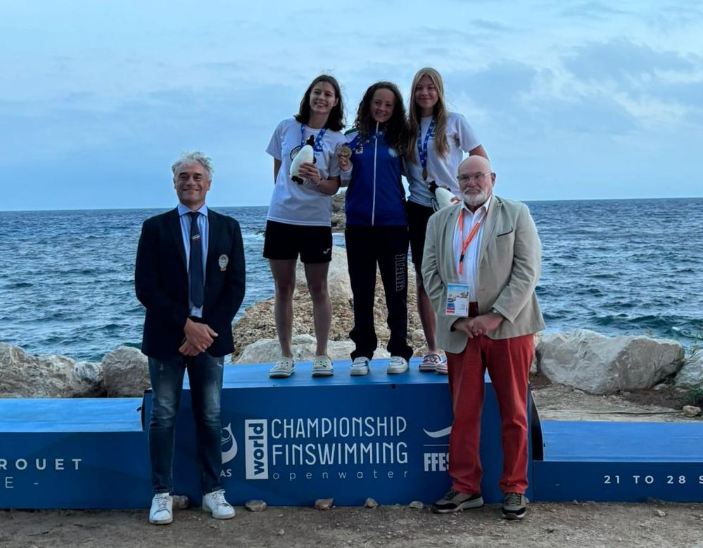 Foto podio 1000 m pinne junior 2024